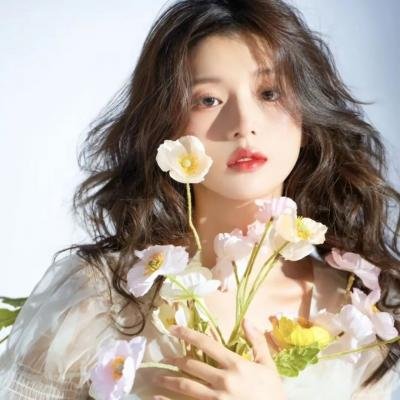 尤莉亚老师的红线